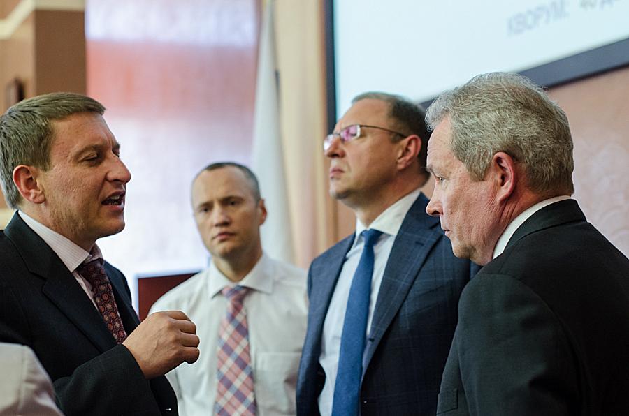 Дмитрий Скриванов и Виктор Басаргин вступили в открытую полемику