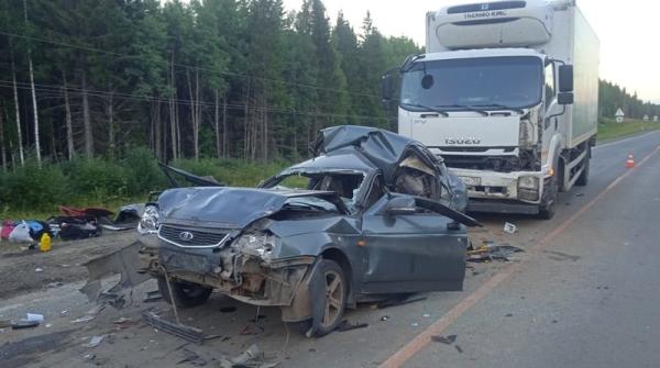 На автодороге Нытва—Кудымкар столкнулись пять машин