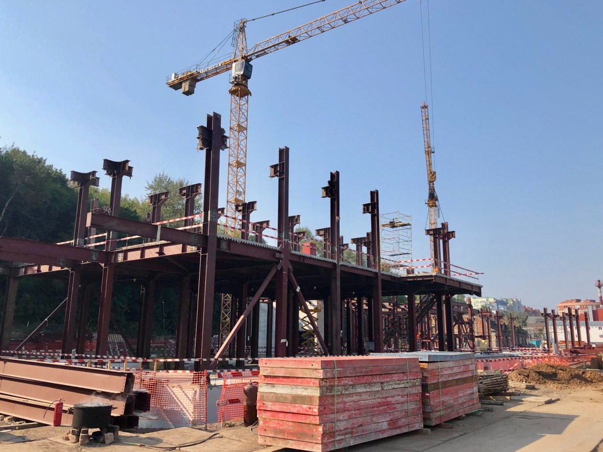 Возведение шестиэтажной коробки нового здания галереи завершат зимой