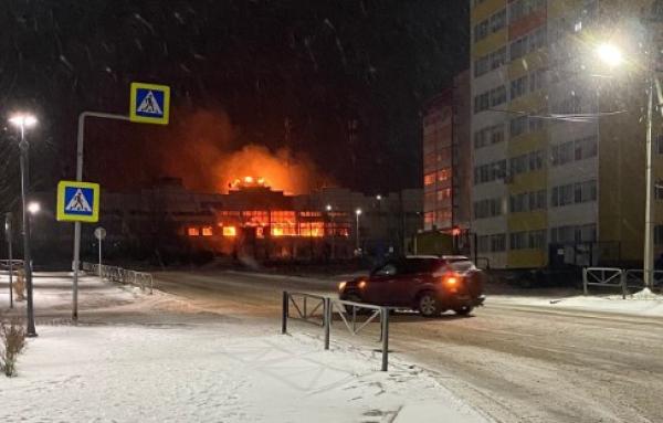 <div>В Чайковском произошёл пожар в производственном помещении завода </div><div><br></div>