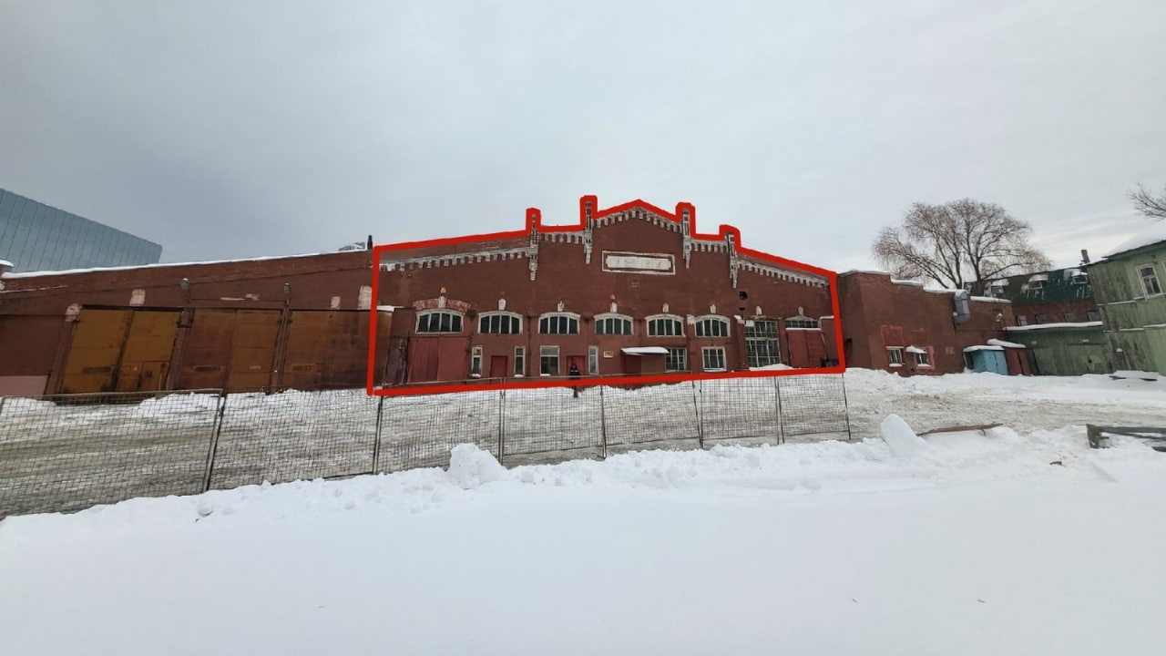 В трамвайном депо Разгуляй начался снос аварийных построек