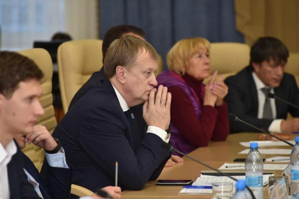 Дума Добрянки приняла отставку главы округа Константина Лызова