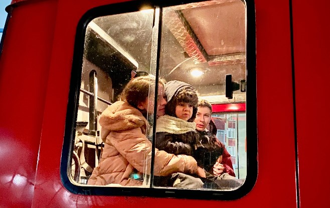 <div>В Прикамье пожарные спасли девять человек из многоэтажки</div>