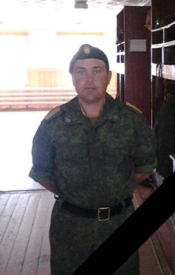 <div>На Украине погиб ещё один ветеран Чечни из Пермского края Алексей Штенцов</div>