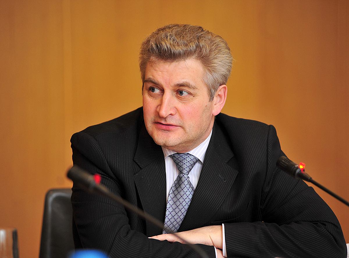 Краевые законодатели-единороссы заслушали доклад Игоря Гладнева о «Белых ночах»