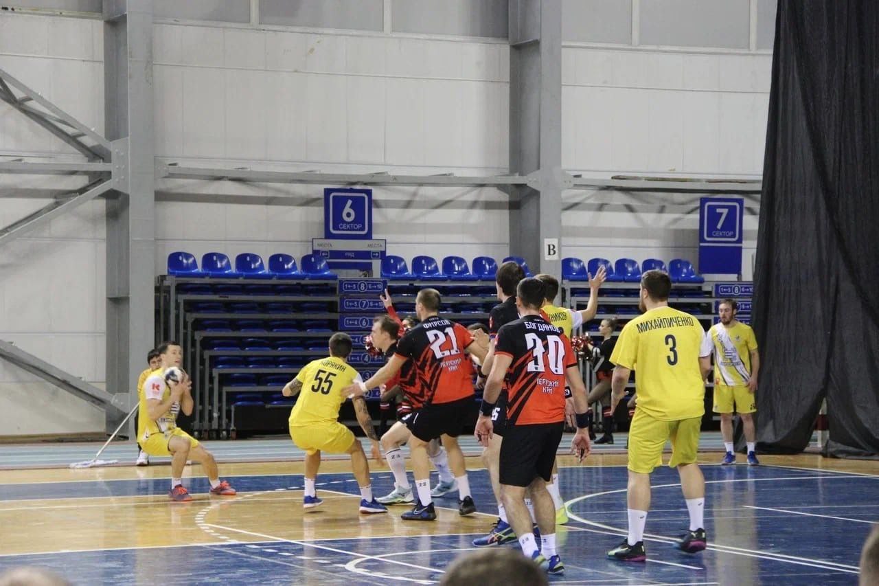 «Пермские медведи» сыграли вничью со СКИФом 