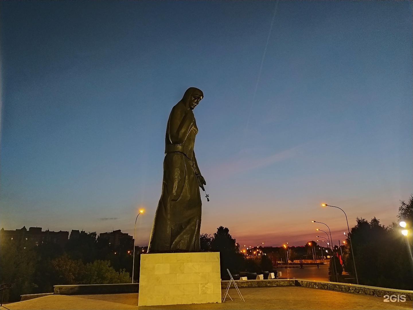 В Перми приступили к помывке памятников