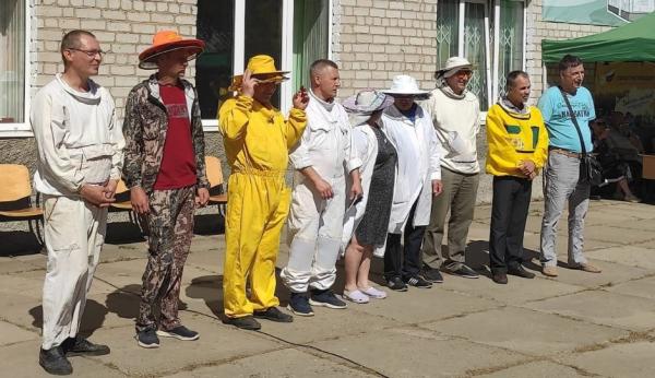 <div>В августе в Прикамье состоится краевой смотр-конкурс пчеловодов</div>
