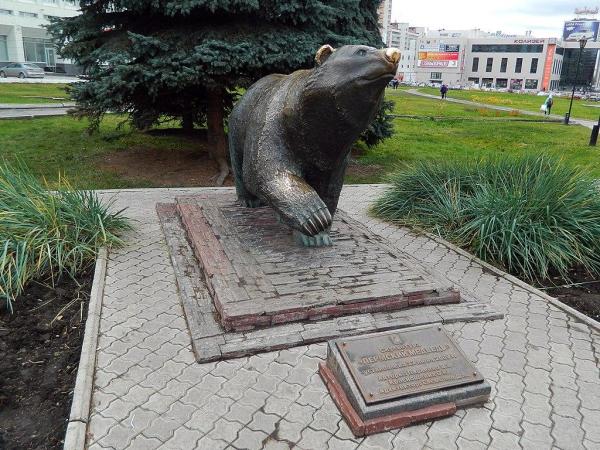 В Перми скульптуру «Легенда о пермском медведе» вернут на прежнее место