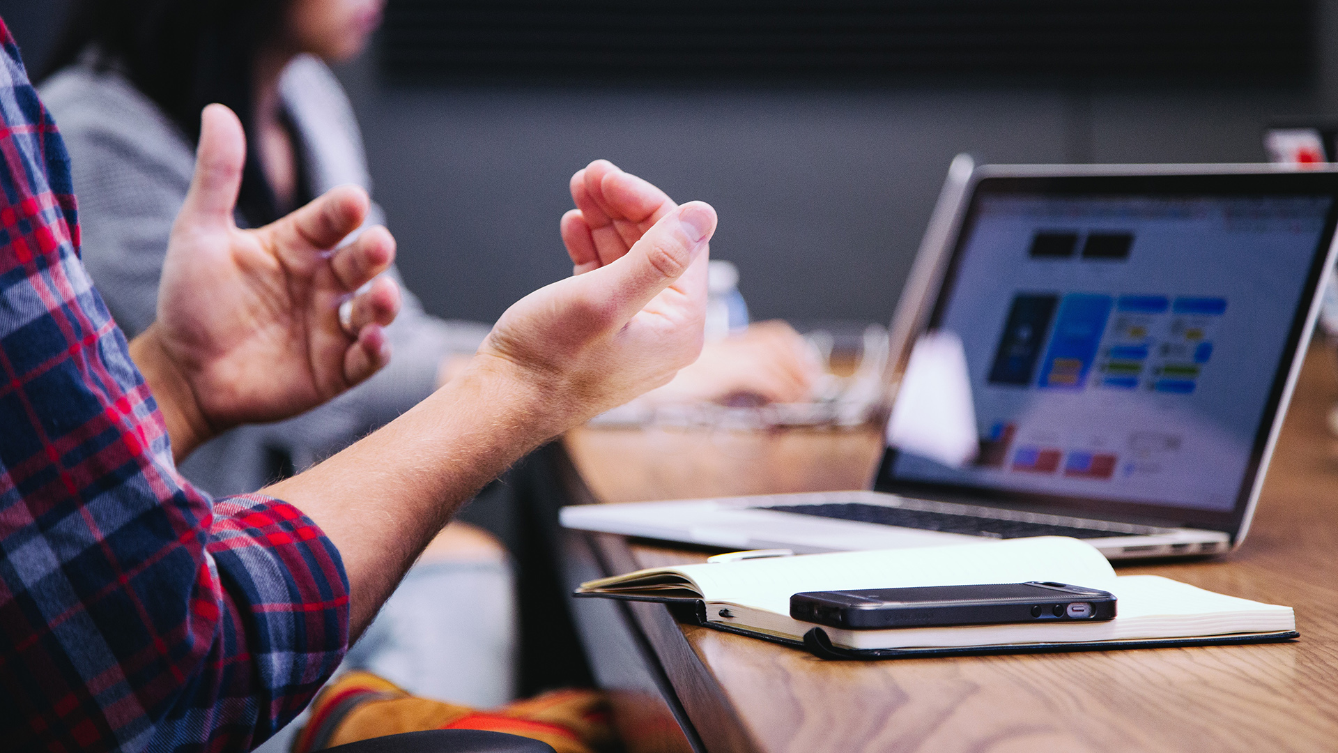 headway-5QgIuuBxKwM-unsplash