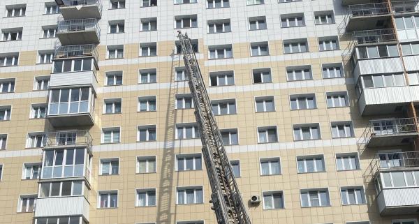 В Березниках Пермского края двухлетний ребёнок едва не выпал из окна 11 этажа 