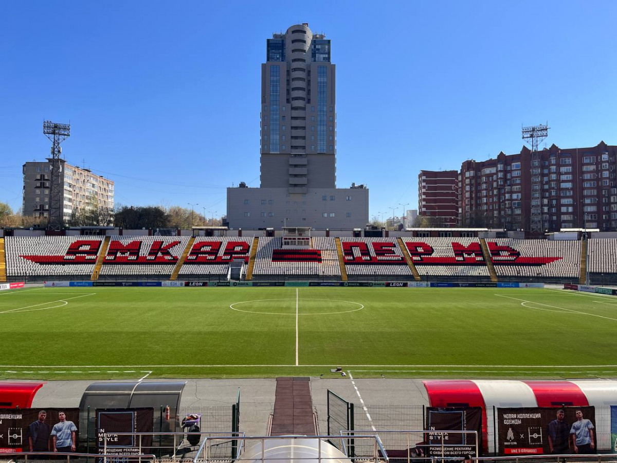 На стадионе «Звезда» завершили замену газона