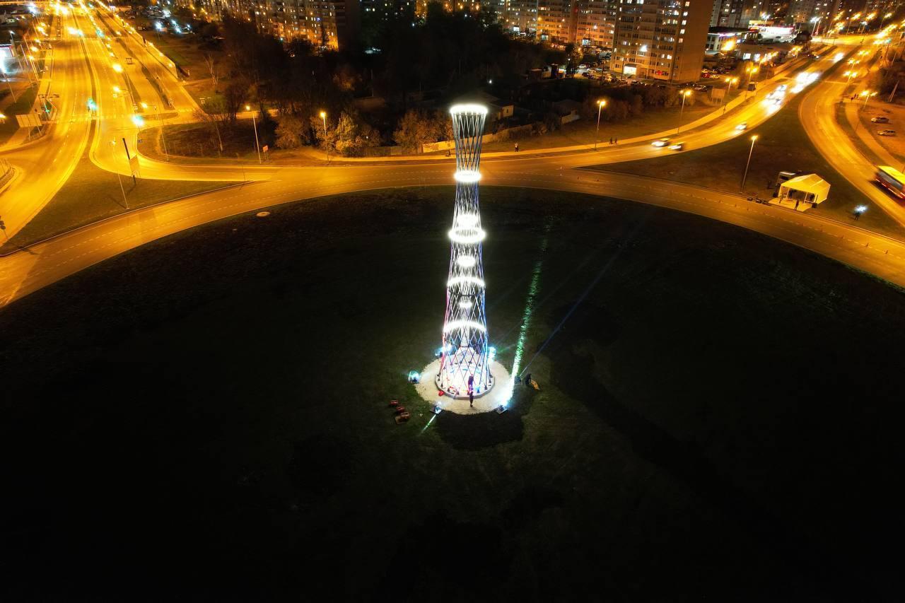 В Перми открыли арт-объект в виде 25-метровой башни