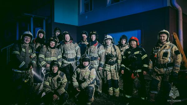 В Прикамье огнеборцы спасли на пожаре восемь человек