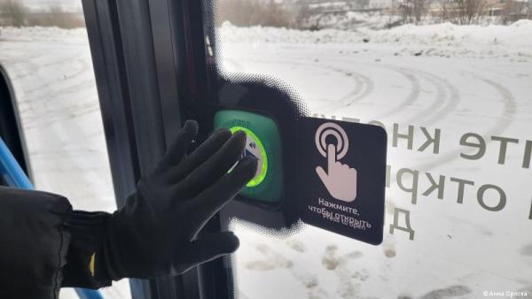 В Перми на электробусах 2 декабря запустят систему адресного открытия дверей