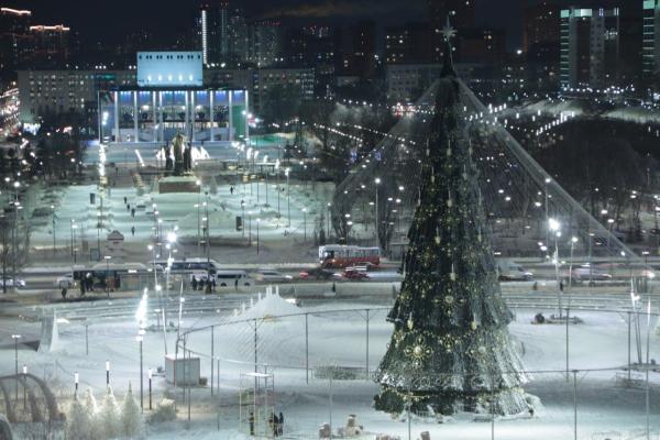 Огни на главной новогодней ёлке Перми зажгутся 15 декабря