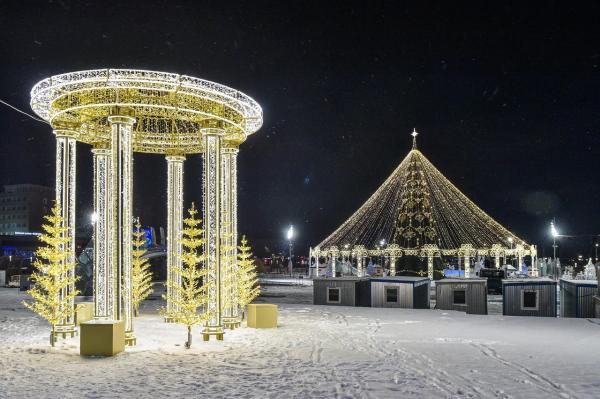 Главный ледовый городок Перми будет работать в новогоднюю ночь до 3 часов