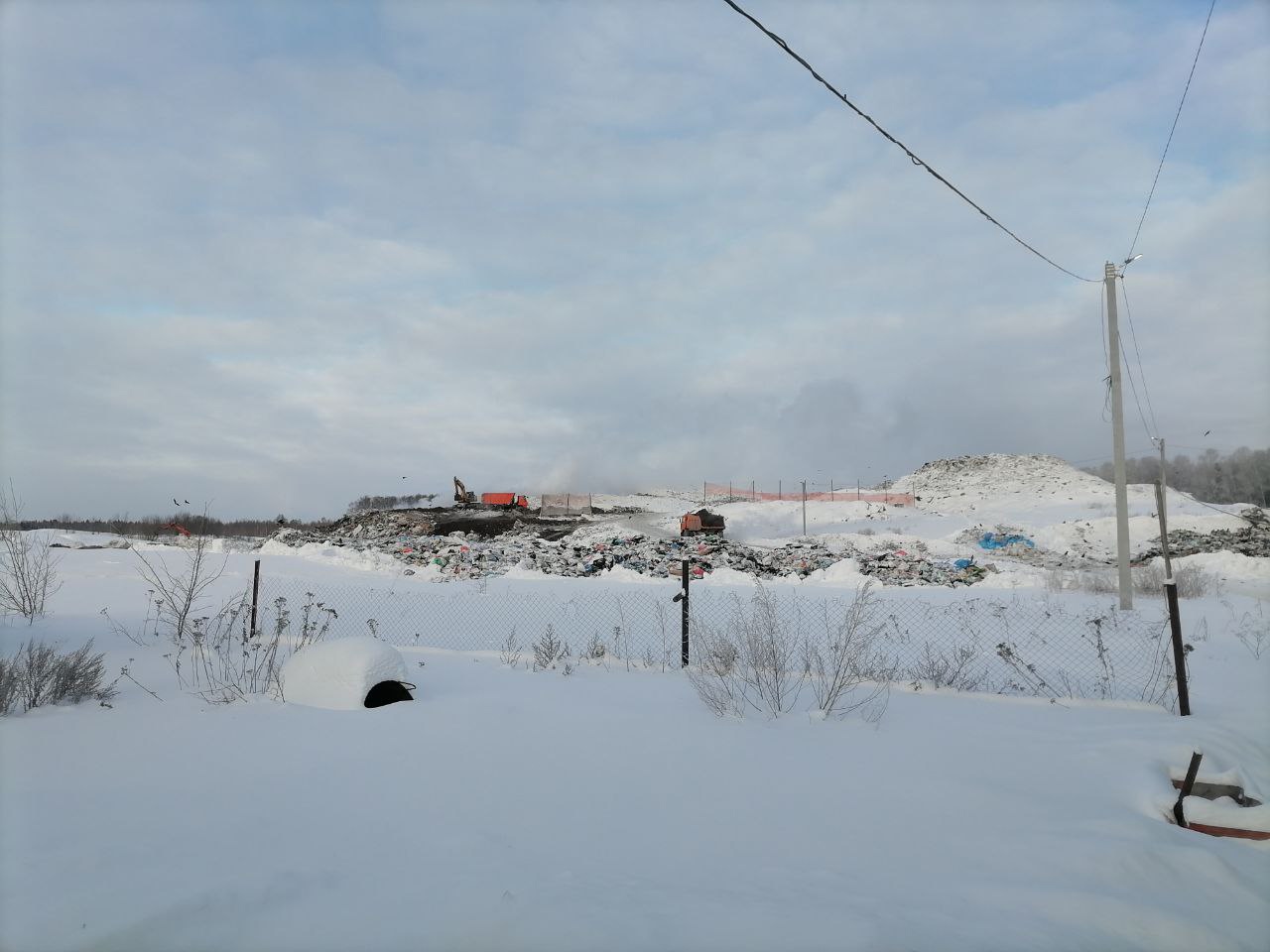 Власти Кунгура рассказали о сроках ликвидации тления мусора на местной свалке