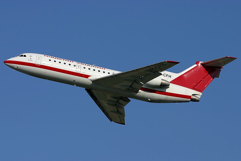 Самолёт из Нарьян-Мара до Перми не смог вылететь из-за технического сбоя 