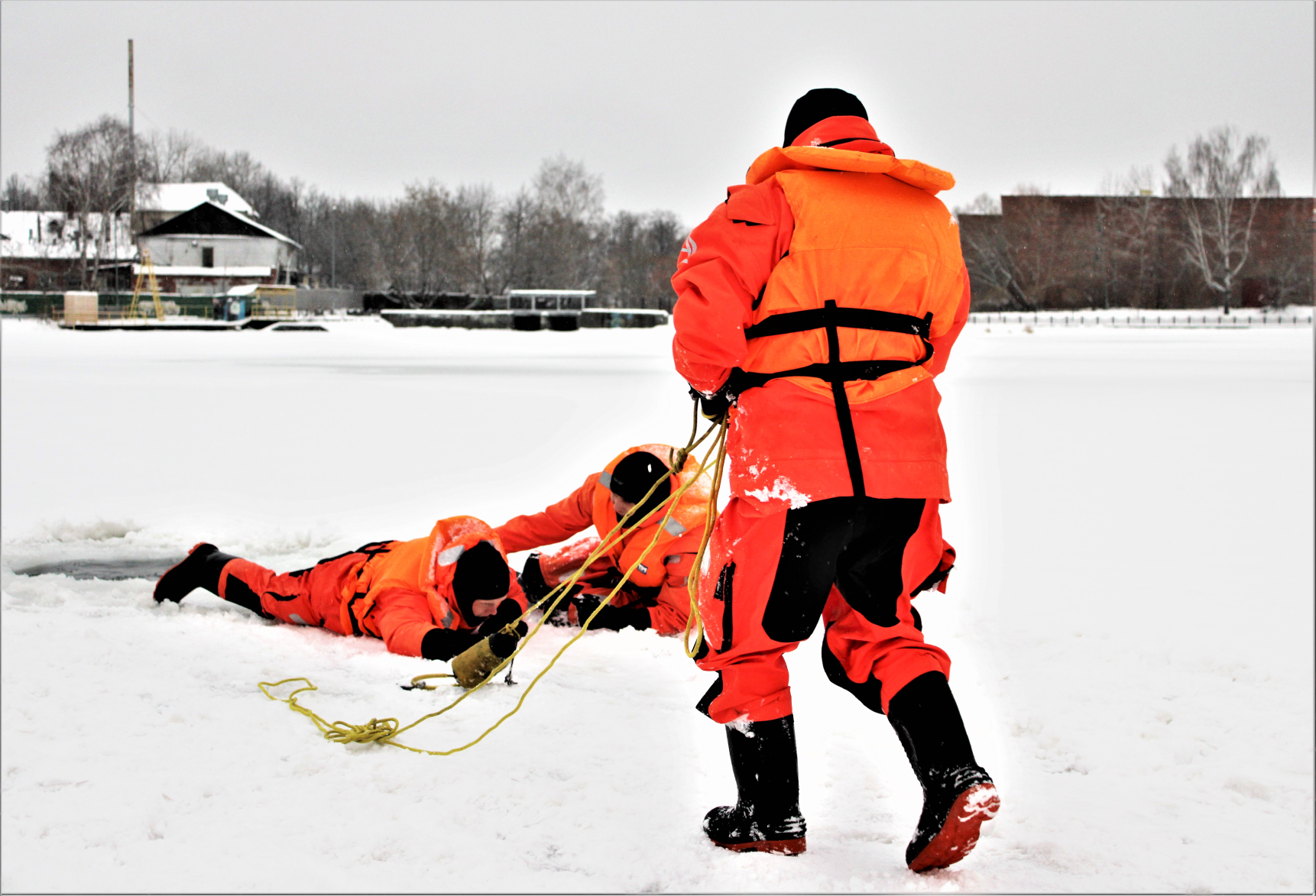 В Прикамье рыбак провалился под лёд и погиб