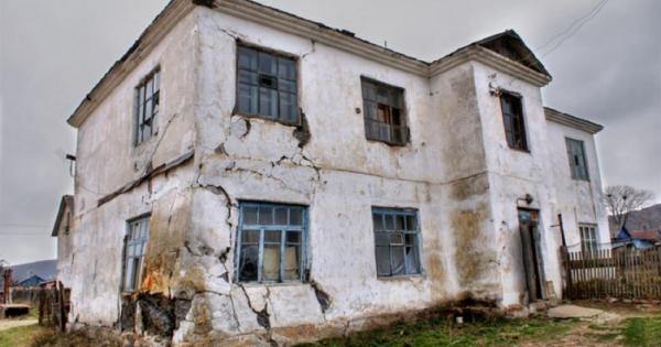 В Перми более половины аварийных домов не вошли в программы расселения