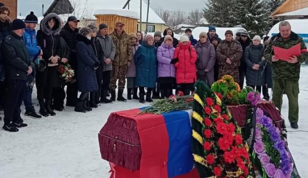 В Прикамье за один день похоронили сразу двух участников СВО из одного округа