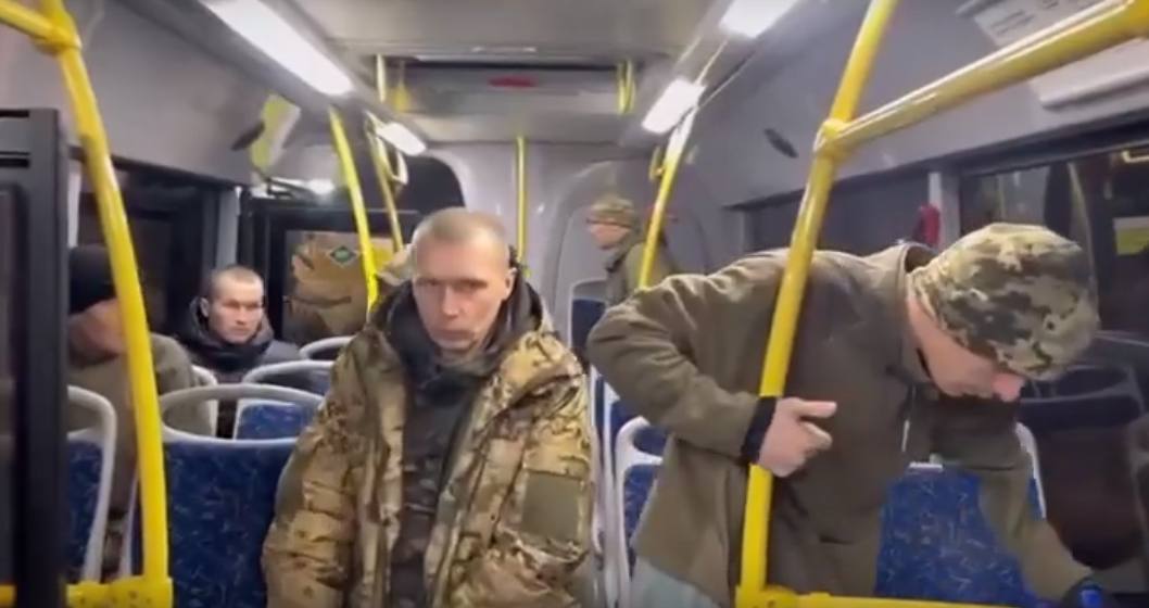 Из украинского плена вернулись семеро военнослужащих из Прикамья