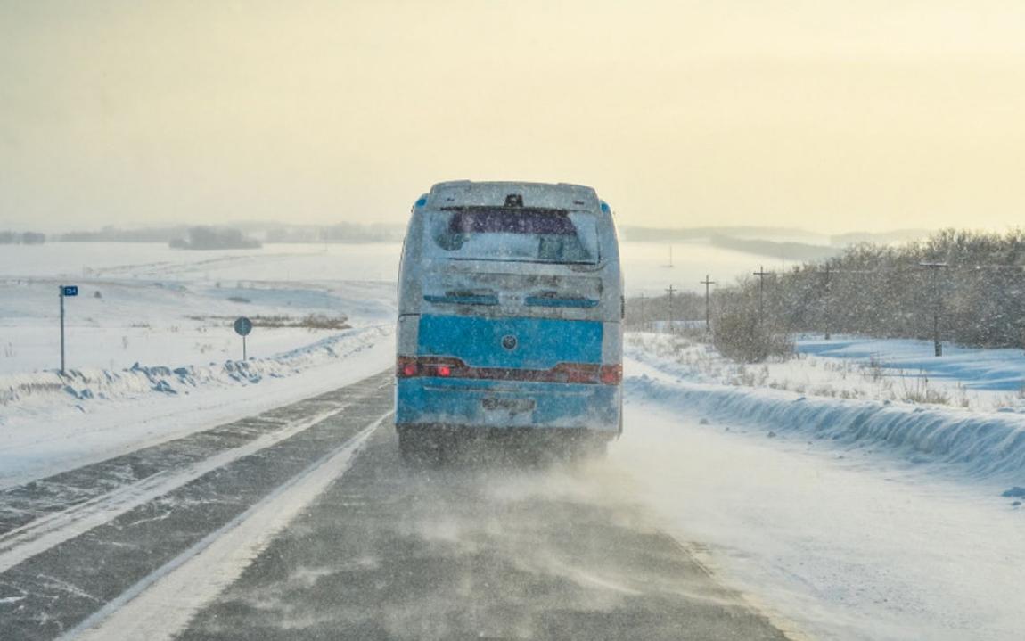 Пассажирские перевозки ЕПП, автобус зимой