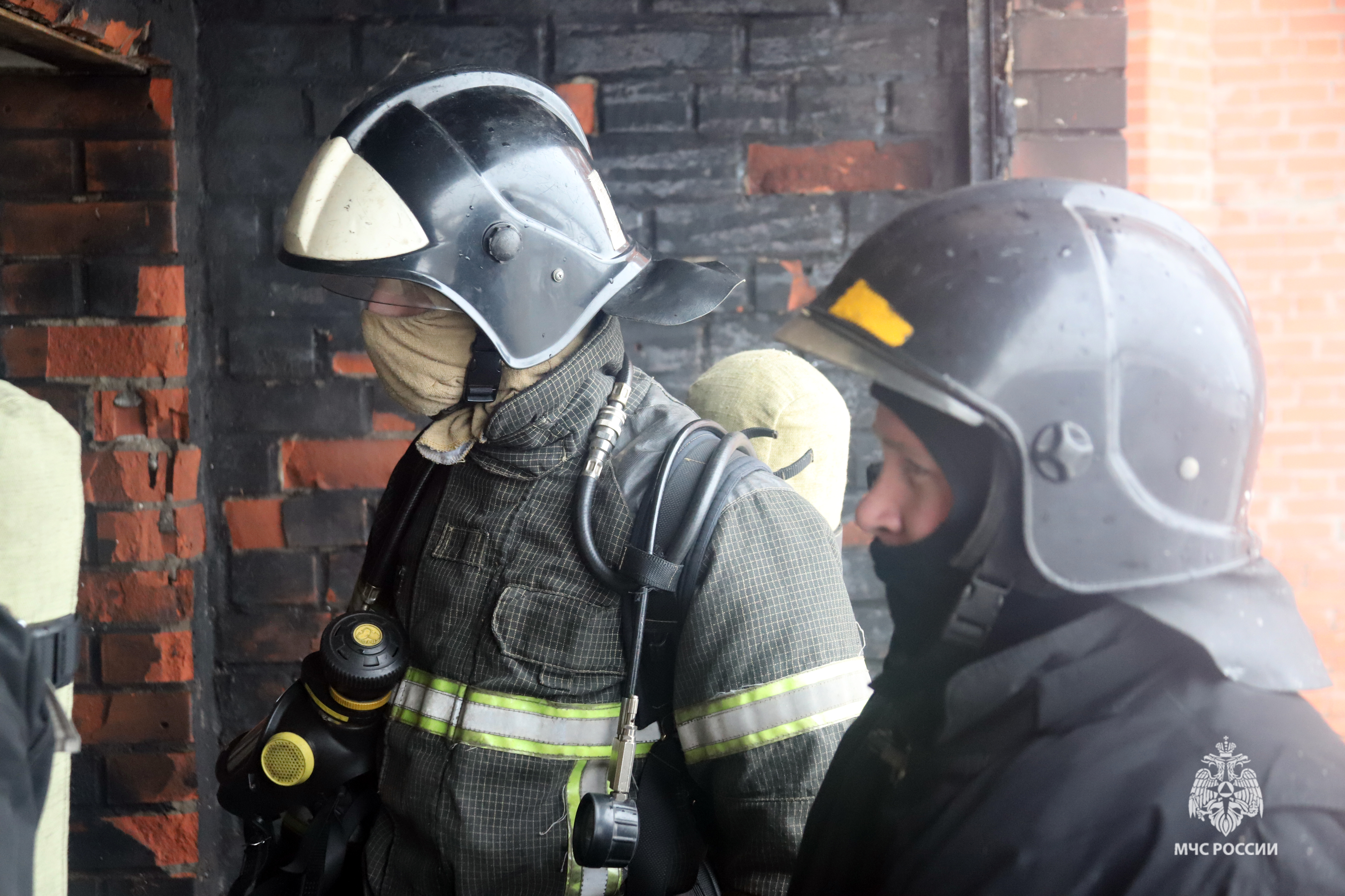 Во время пожара в Прикамье погибли мать и двое маленьких детей