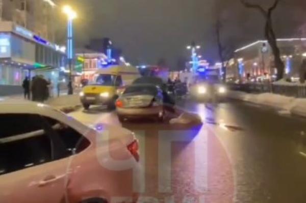 В центре Перми из-за ДТП двух автомобилей погибла 18-летняя девушка