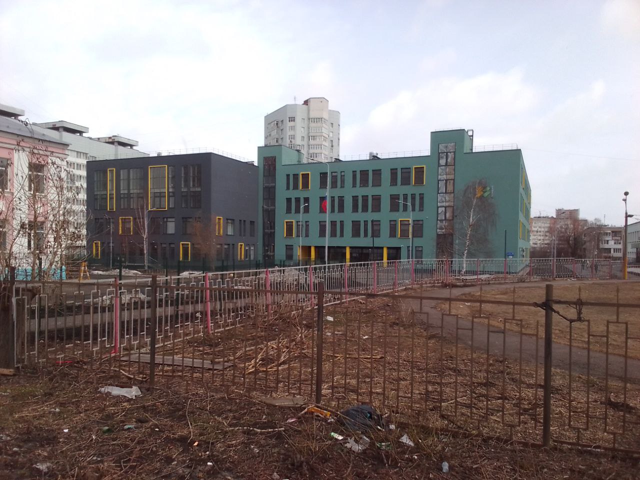 В Перми эвакуировали учеников двух школ из-за угрозы минирования