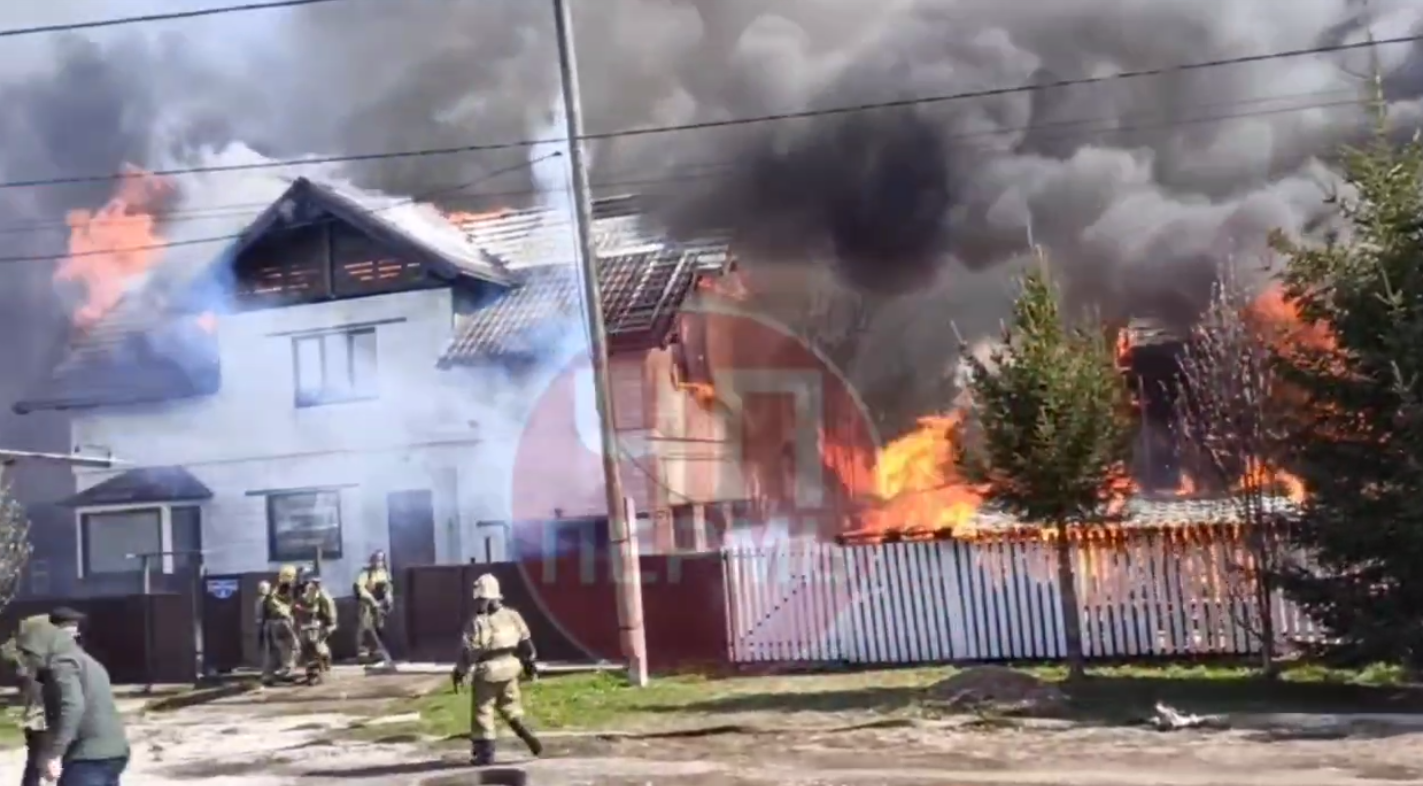 В Прикамье на пожаре в частном жилом доме пострадал человек