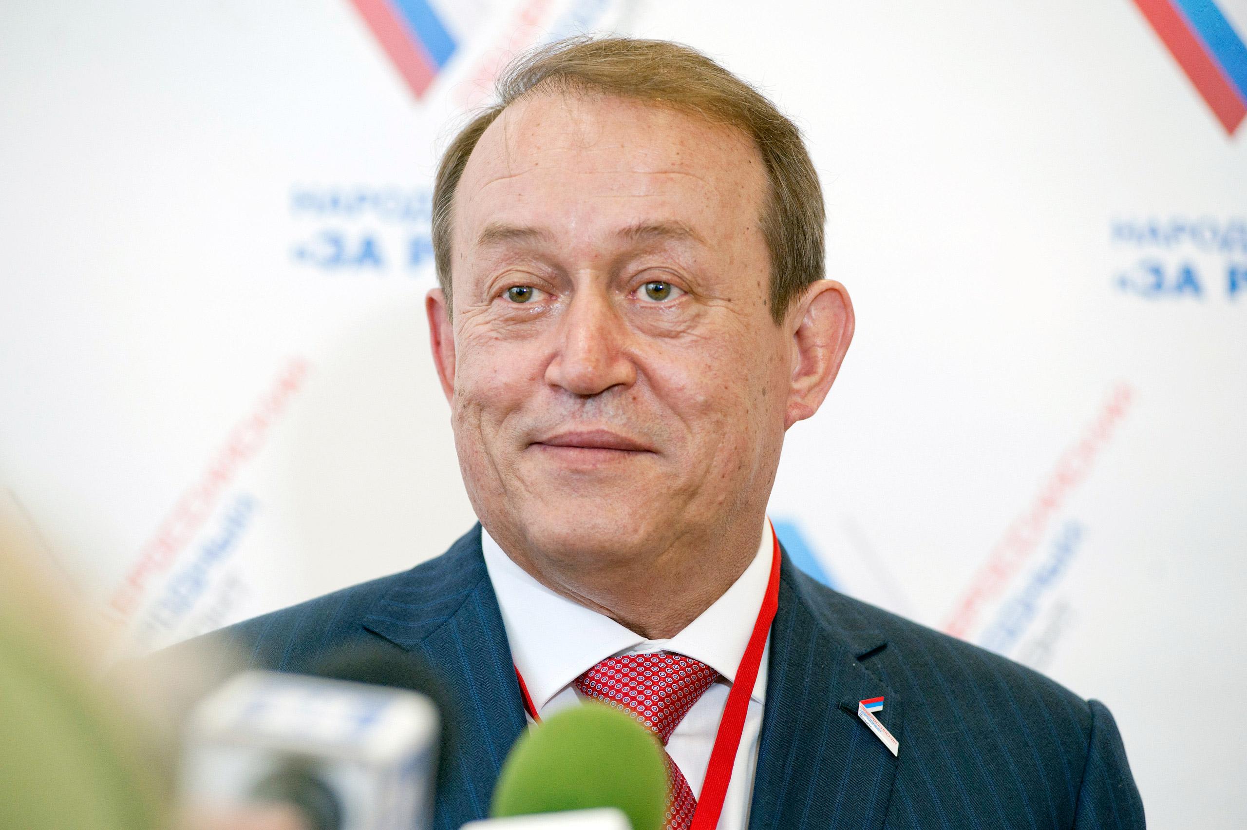 Сергей Суханов