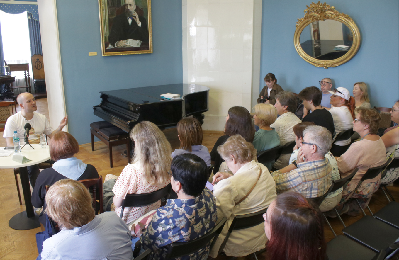 Павел Селуков презентовал в Перми свой первый роман и встретился с читателями