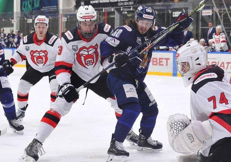 Хоккеисты пермского «Молота» уступили по буллитам клубу «Рязань-ВДВ»