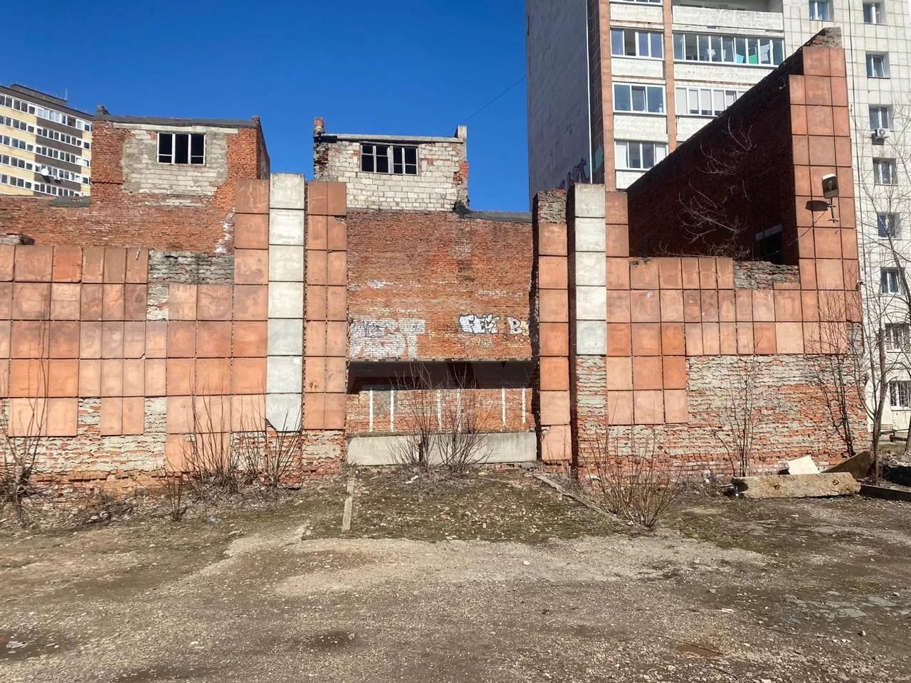 В Перми за 29 млн рублей продаётся недостроенный спорткомплекс