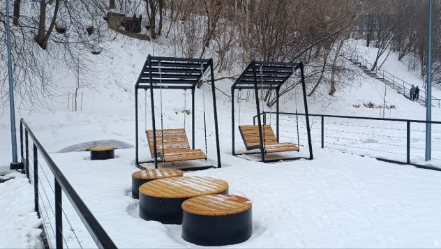 В Перми в долине реки Егошихи установили малые архитектурные формы