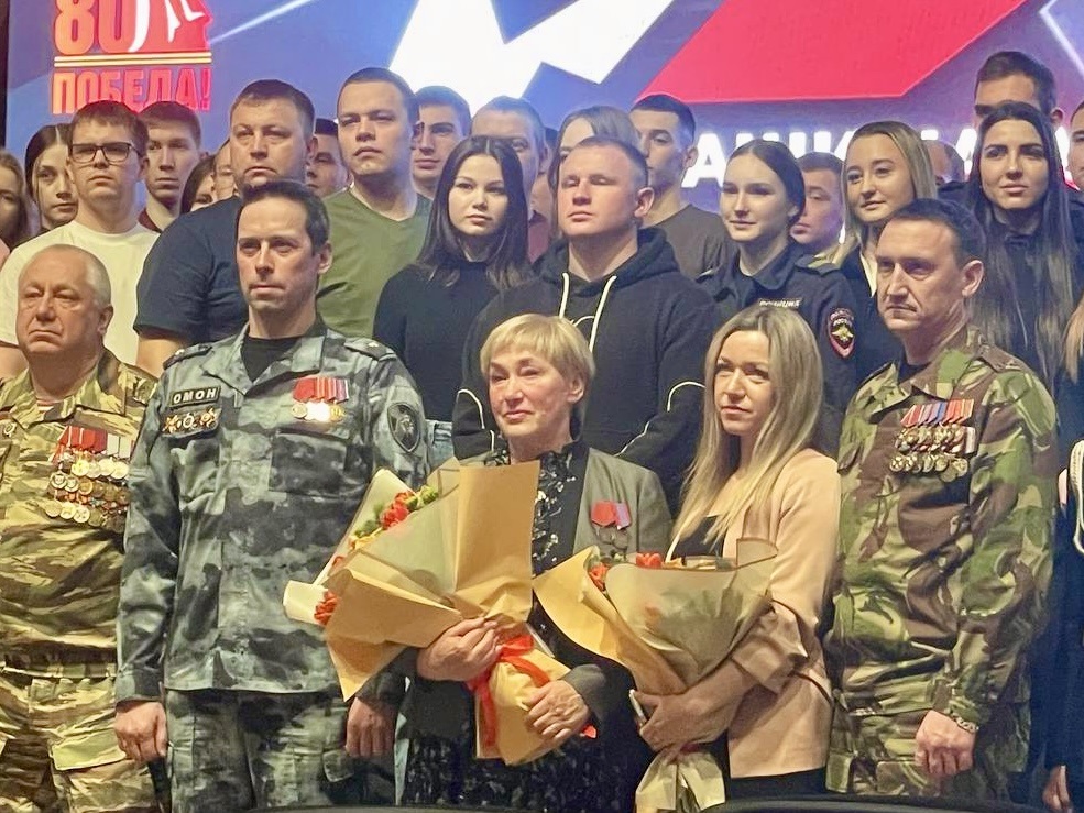 Сотрудник «Азота» провёл урок мужества