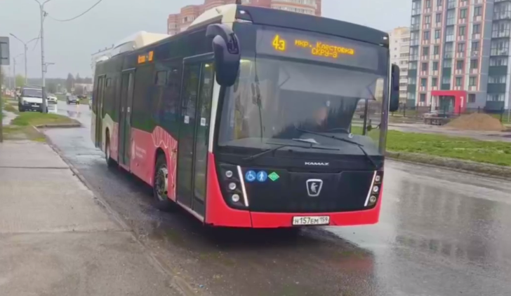 В Соликамске Пермского края на линию вышли первые муниципальные автобусы