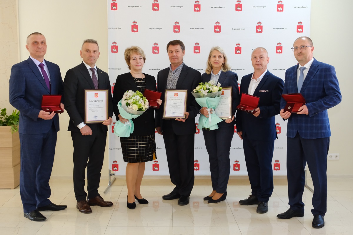 Губернатор Пермского края Дмитрий Махонин вручил государственные награды сотрудникам «Уралкалия»