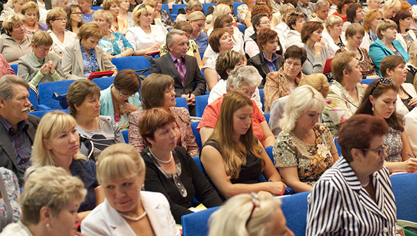 «Работе очень многих педагогических коллективов можно поставить сегодня высокую оценку, но всё же далеко не всем»