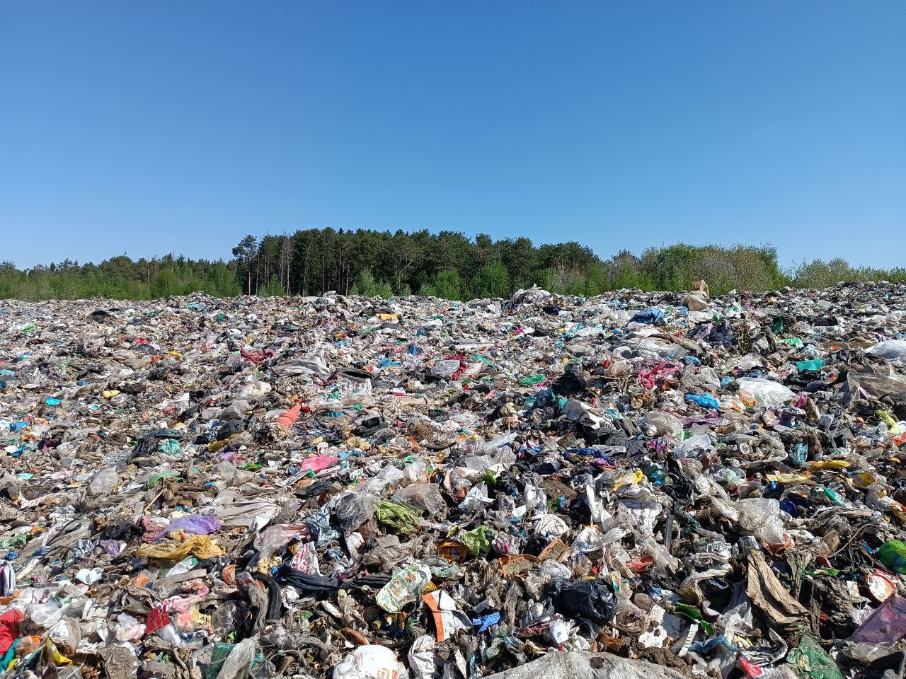 Природоохранная прокуратура нашла нарушения на мусорных полигонах пяти городов Прикамья