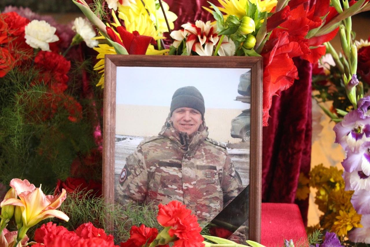 В Прикамье простились с участником СВО Николаем Овчинниковым