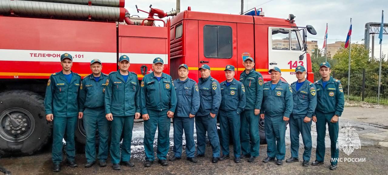 В Прикамье пожарные спасли женщину из горящей квартиры