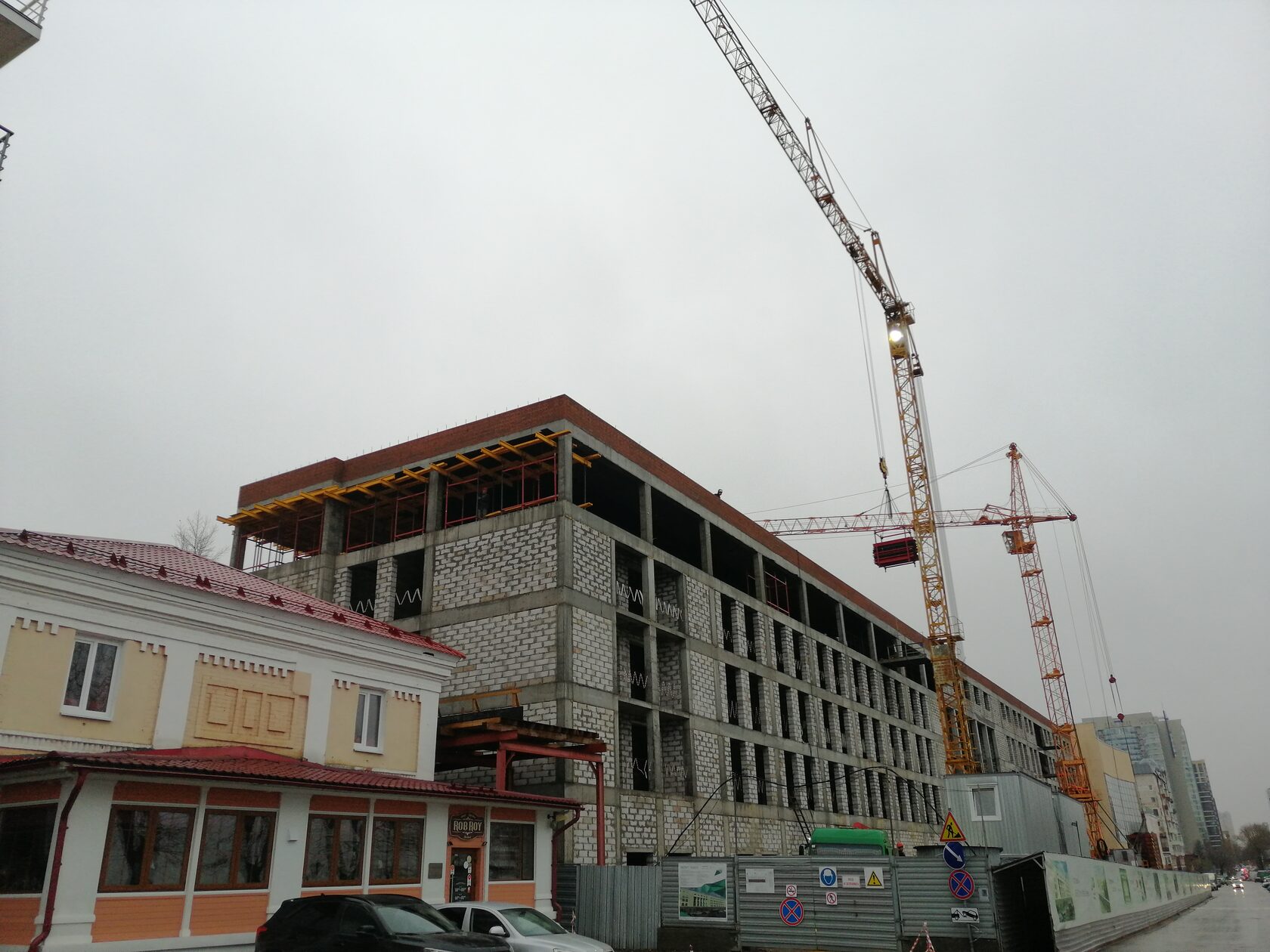 В сети появился ролик строительства «с нуля» новой гостиницы на месте ВКИУ в Перми