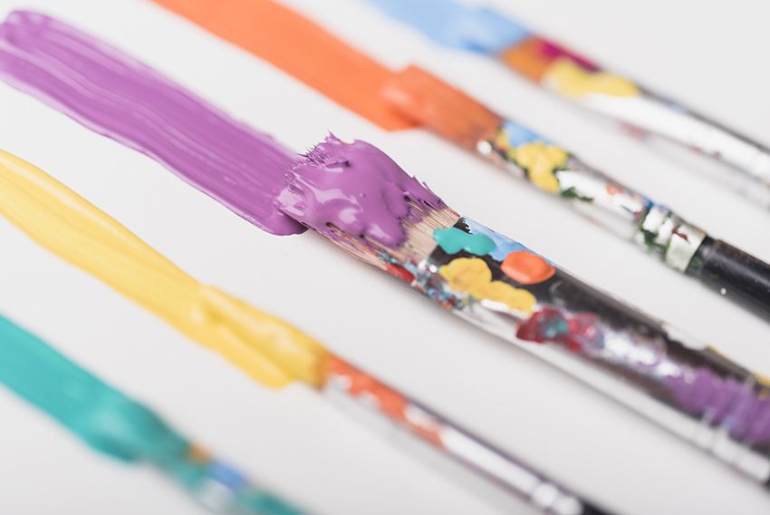 Дни безудержного раскрашивания, разглядывания и слушания