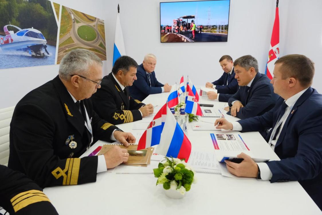 В Москве обсудили возрождение речных перевозок и развитие кадров в Прикамье