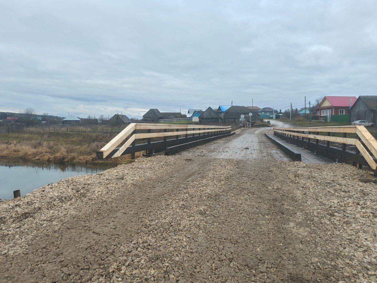 В Пермском крае восстановили автомобильный мост в Октябрьском