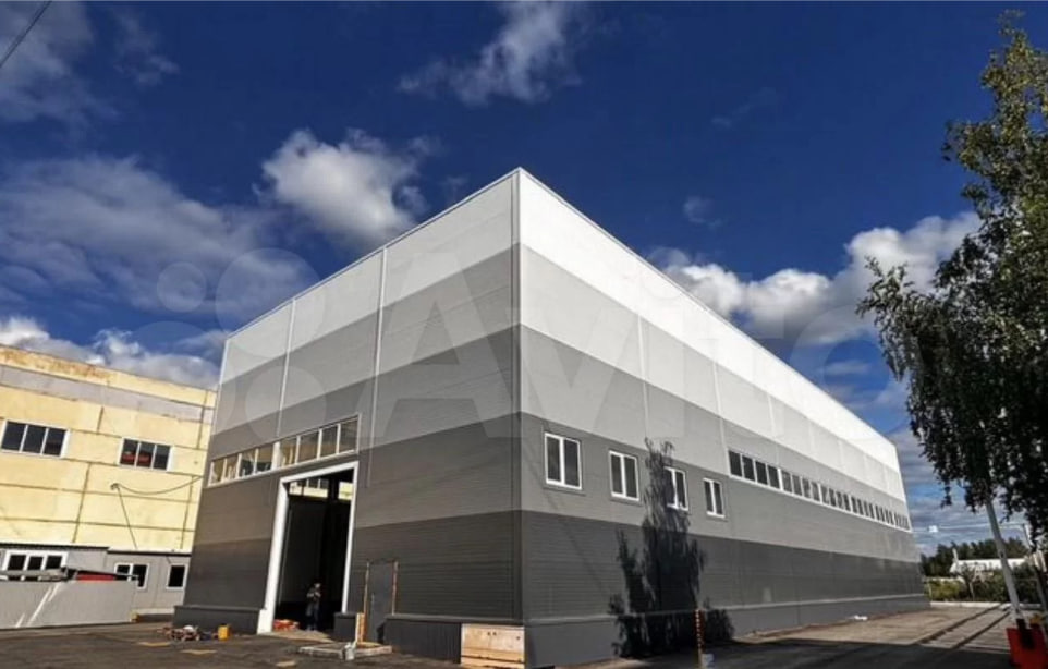 В&nbsp;Свердловском районе Перми за&nbsp;299 млн&nbsp;рублей продают здание склада