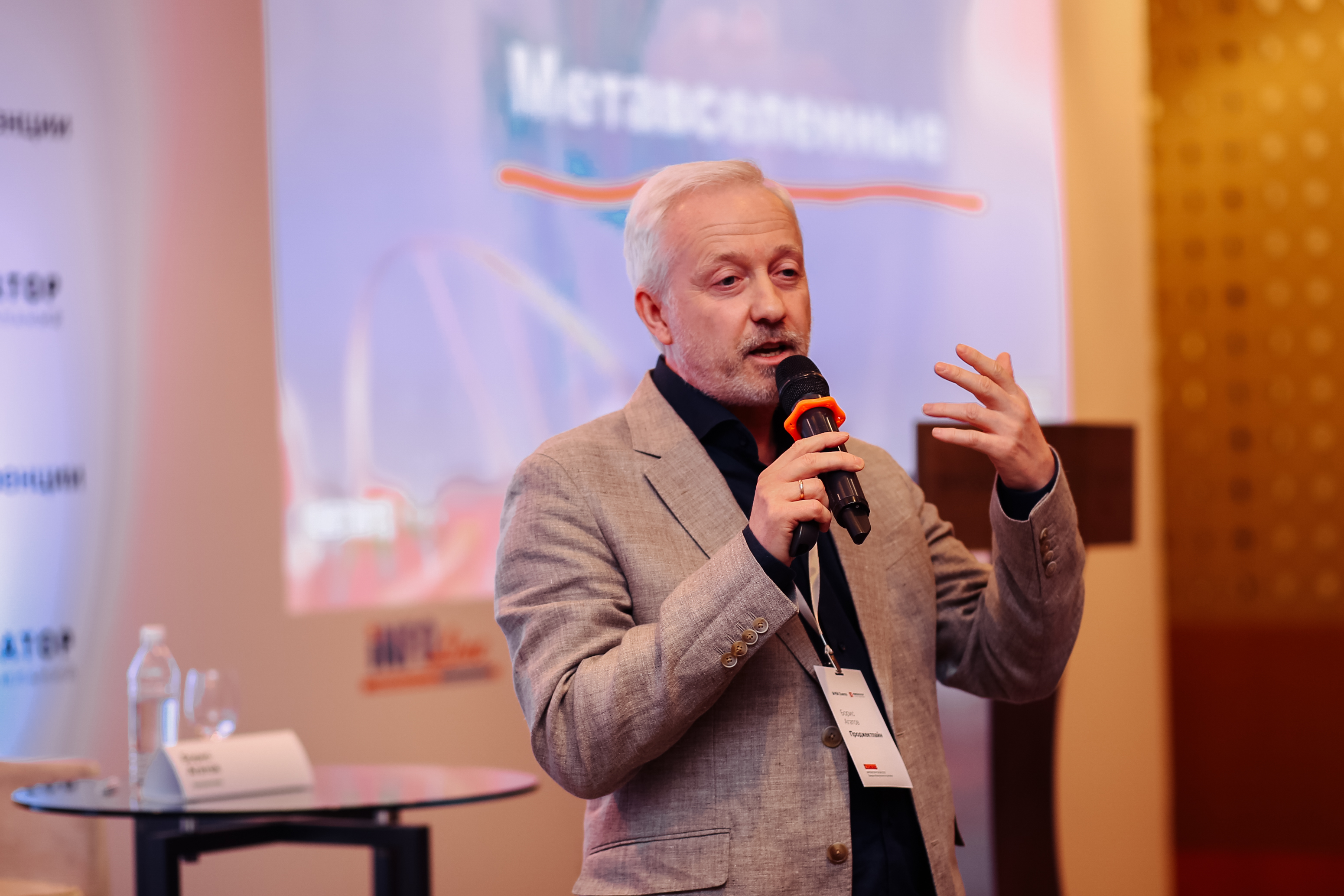 Входной билет в ИИ сейчас стоит копейки, но скоро это станет «кровавым океаном»